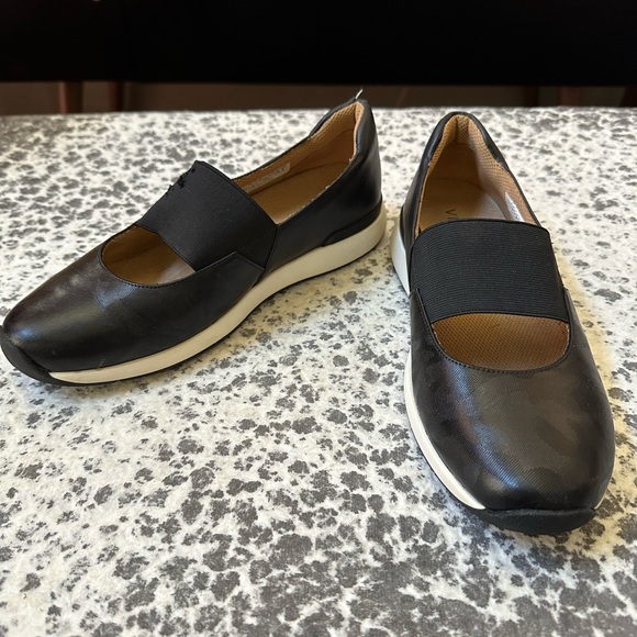 Vionic Women’s Black and White Slip-On Loafers - Picture 1 of 14
